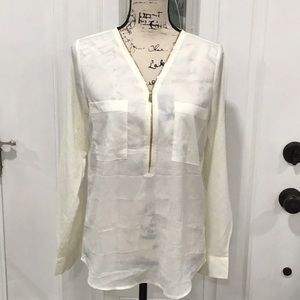 🆕 CALVIN KLEIN Zipper Front Blouse Deep V-Neck Long Sleeves Front Pockets Cream